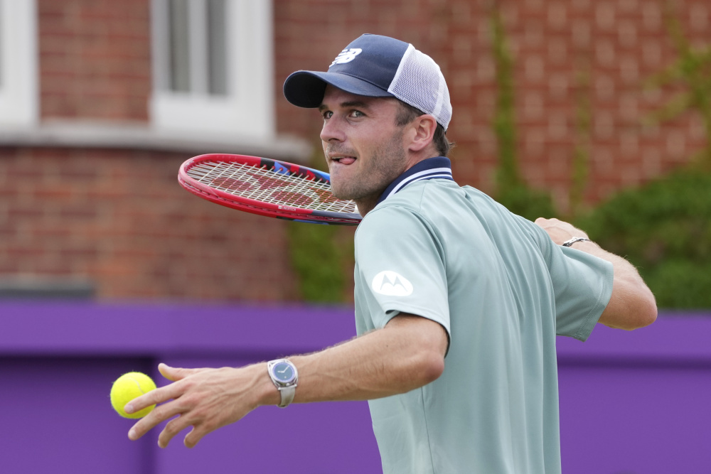 勇士留下伊 勇士留下伊