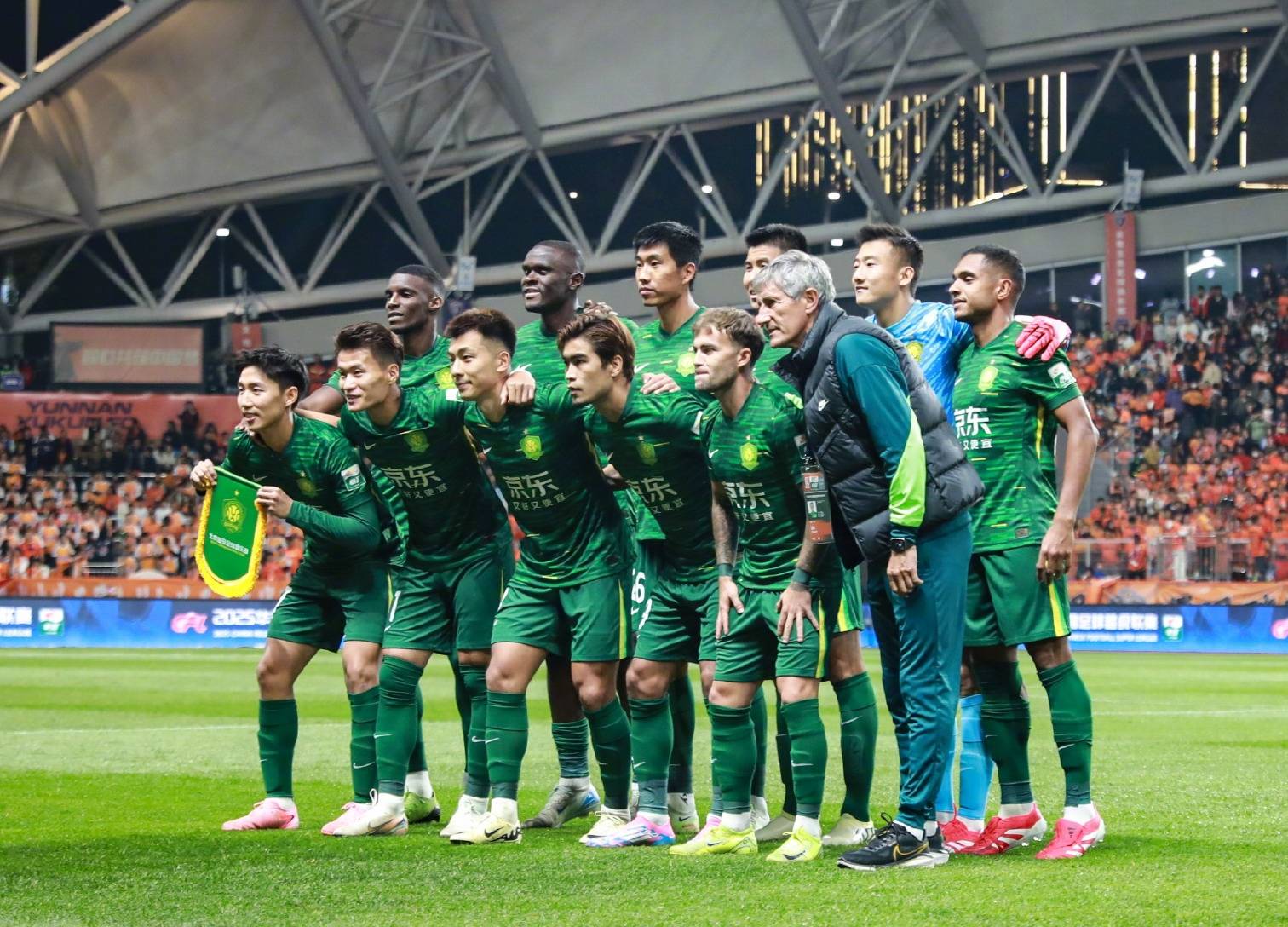 轻球员与老 轻球员与老