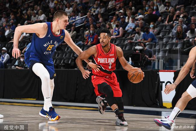 他进入了必 他进入了必